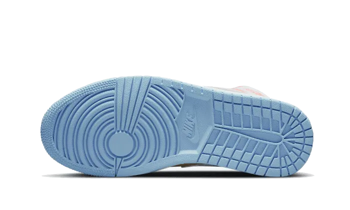 Step Smooth Air Jordan 1 Mid SE Sesame