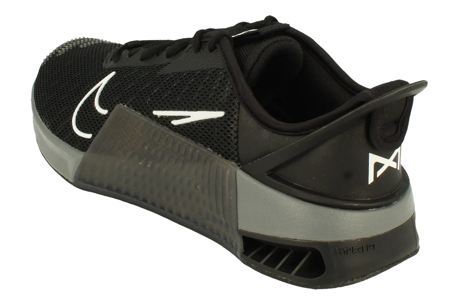 running in sunny tracks shoes ergonomic Nike Metcon 9 Flyease Mens Trainers Dz2615  001