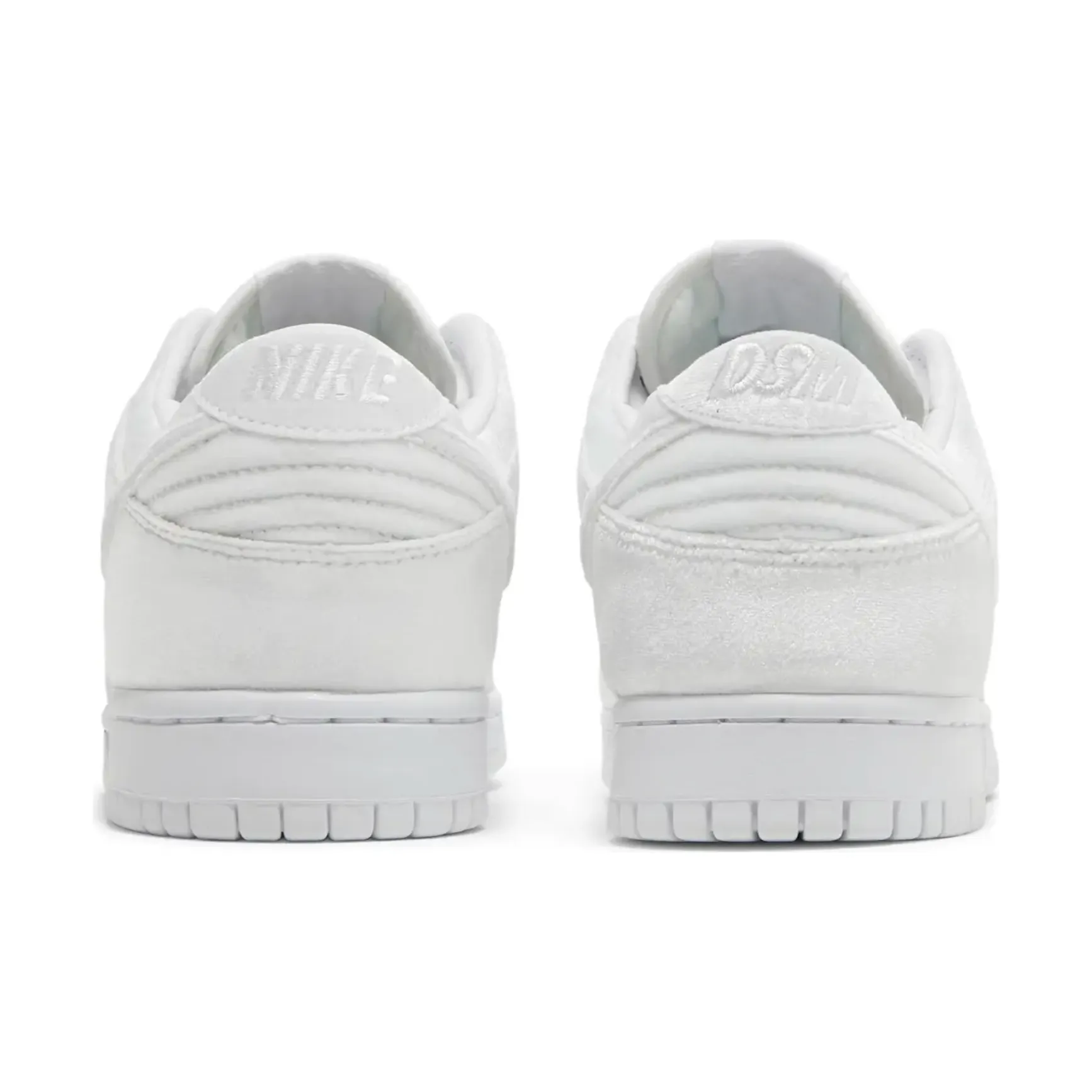 Comfort Canvas Stabilizing Chassis Nike Dunk Low Dover Street Market Triple White Velvet