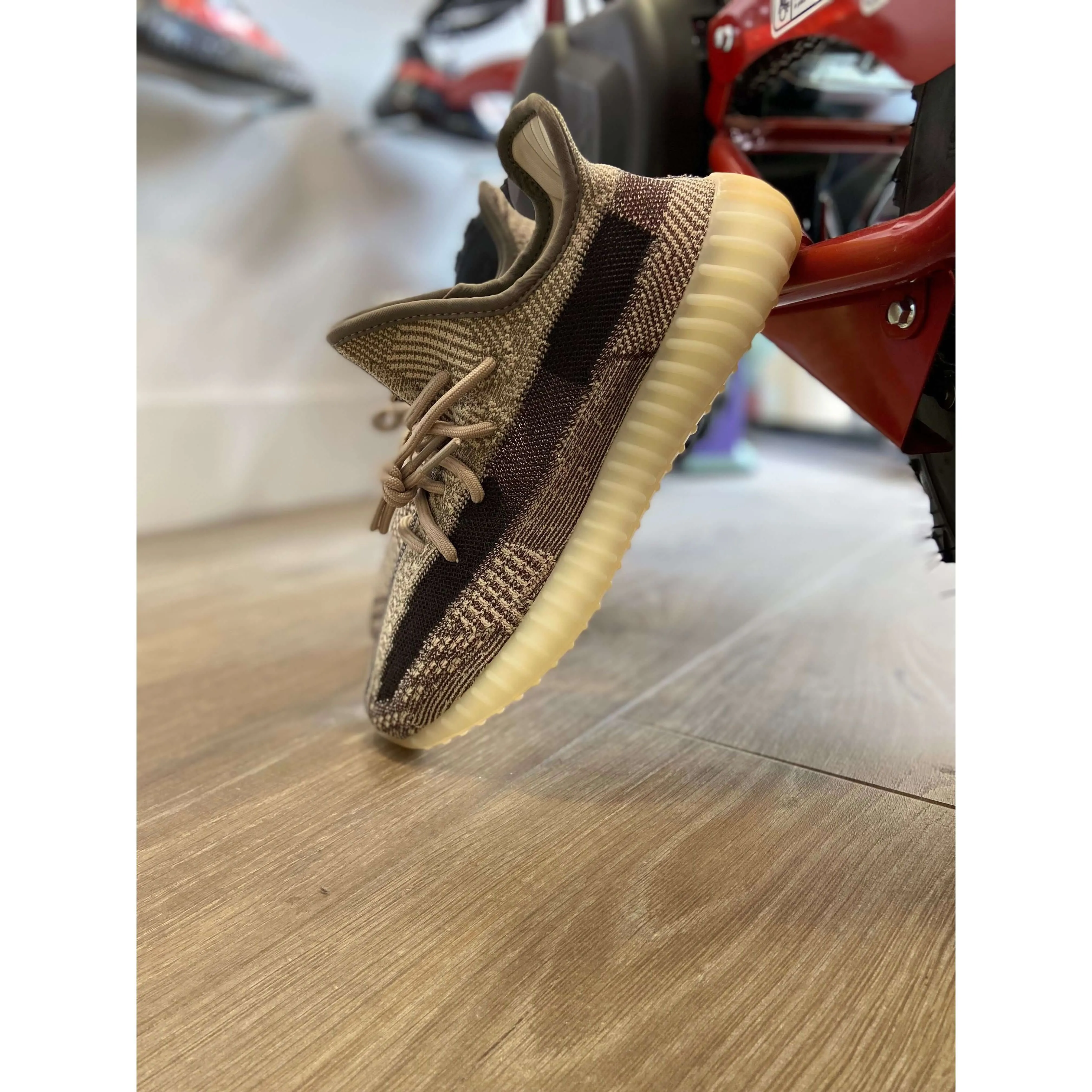 Slip Entry Adidas Yeezy Boost 350 V2 Zyon