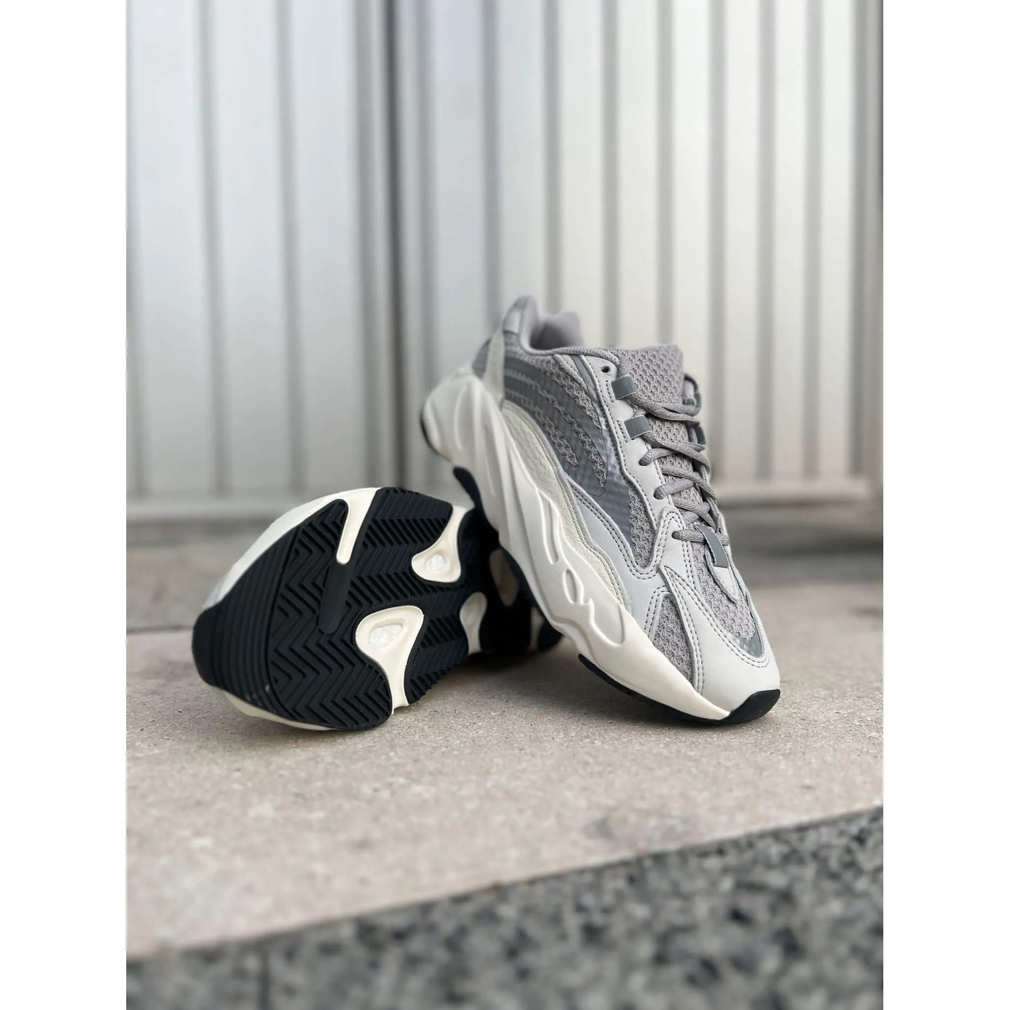 Comfortable Upper Adidas Yeezy Boost 700 V2 Static