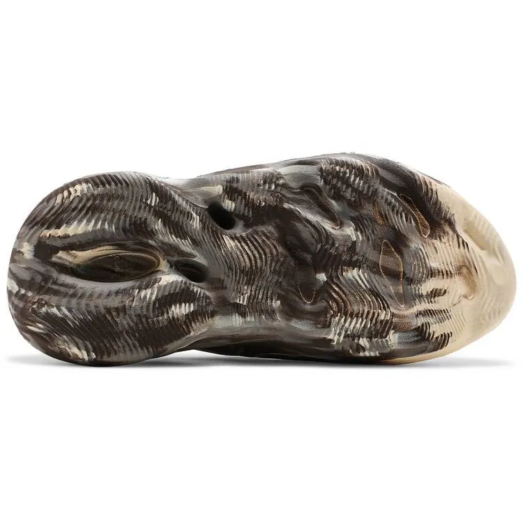 Relaxed Footwear Adidas Yeezy Foam RNNR MX Cream Clay