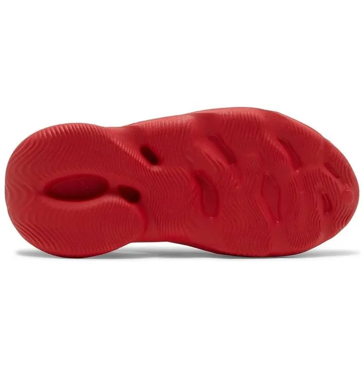 Quick Slip Step Into Comfort Adidas Yeezy Foam RNNR Vermillion
