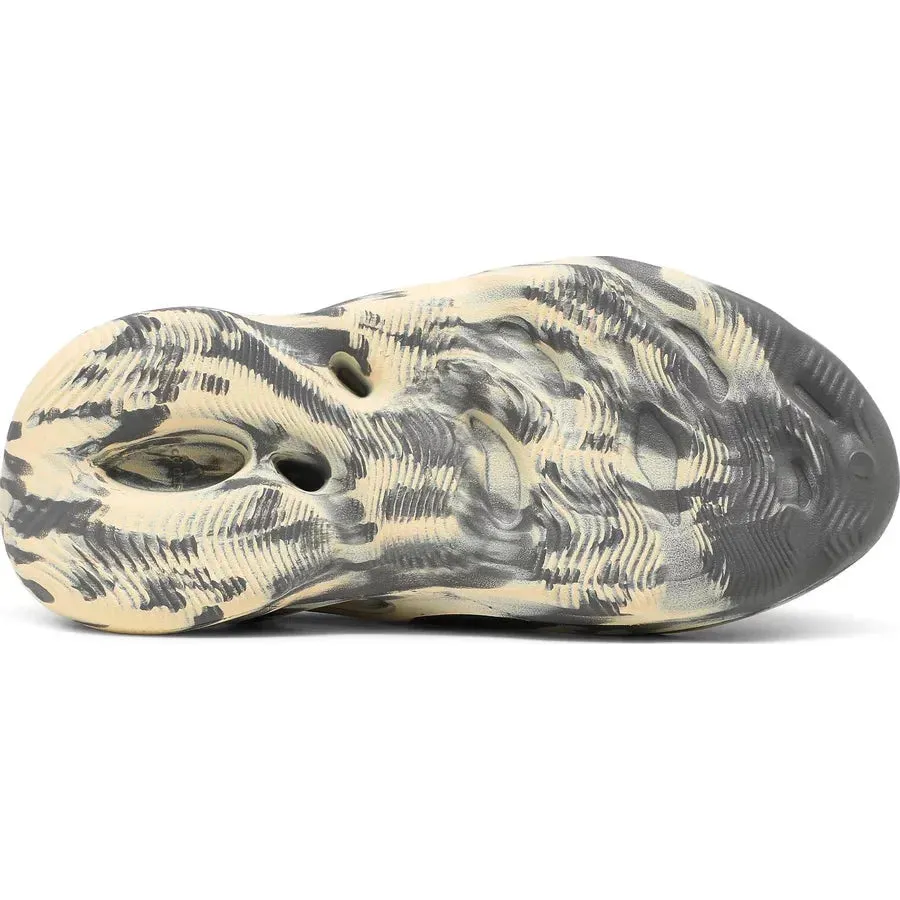 Adidas Yeezy Foam RNR MXT Moon Gray easy move
