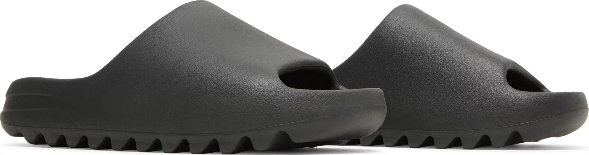 Foot Relaxation Adidas Yeezy Slide Onyx