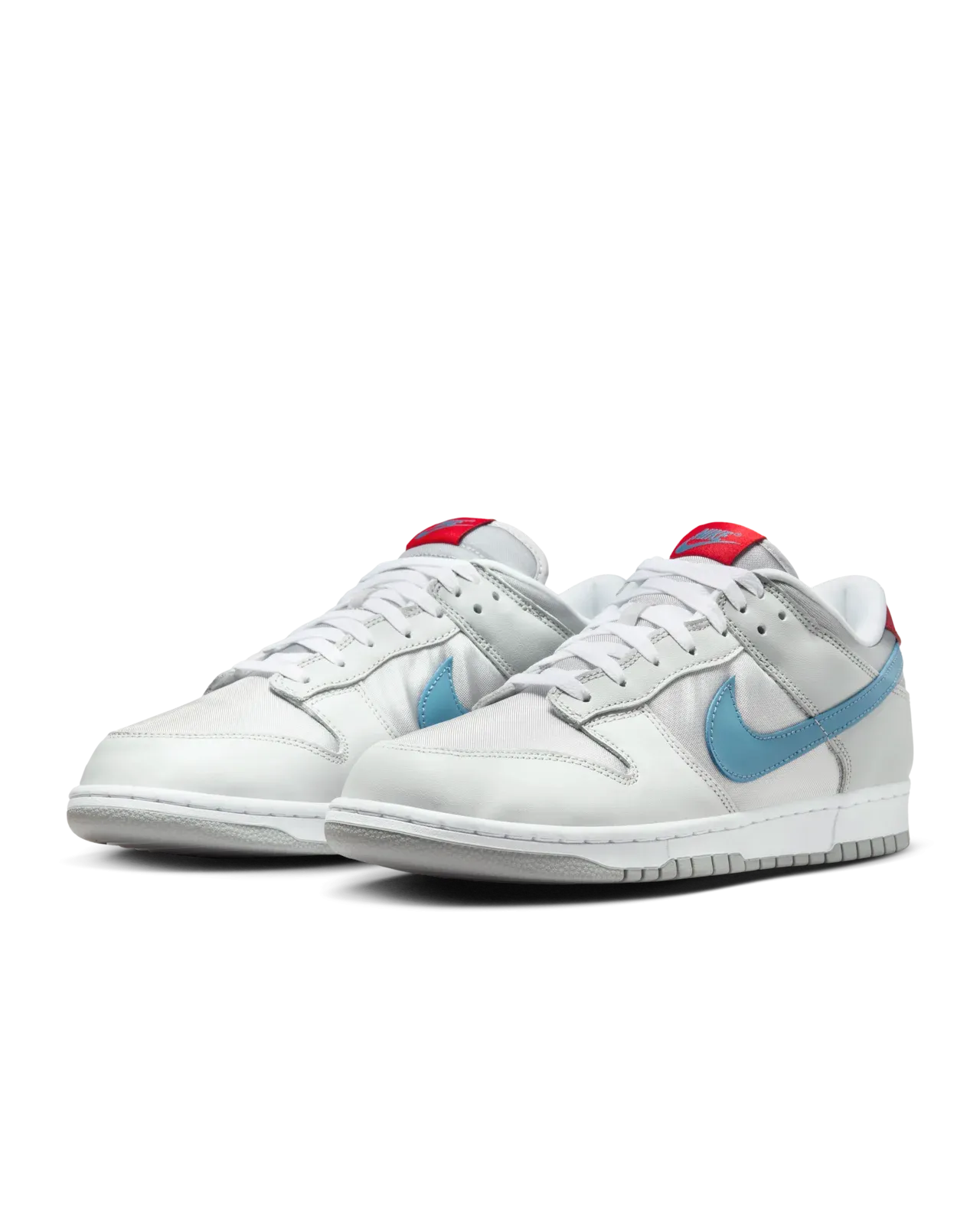 Stretch tongue Nike Dunk Low "SILVER BLUE"