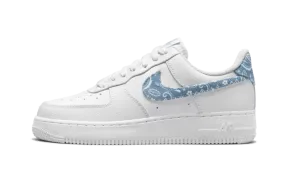 Slide Step Air Force 1 Low '07 Essential White Worn Blue Paisley