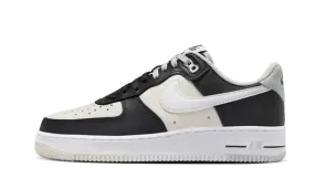 Cushioned Feel Air Force 1 Low '07 LV8 Split Black Phantom