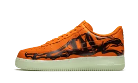 Slip-On Comfort Air Force 1 Low Orange Skeleton Halloween (2020)