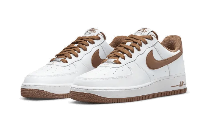 Stretch Hike Relax Fit Air Force 1 Low Pecan