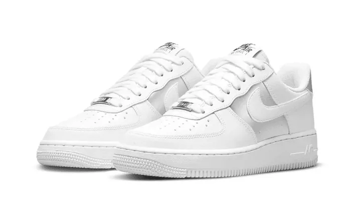 Air Force 1 Low White Metallic Silver Walk Support Prairie Run