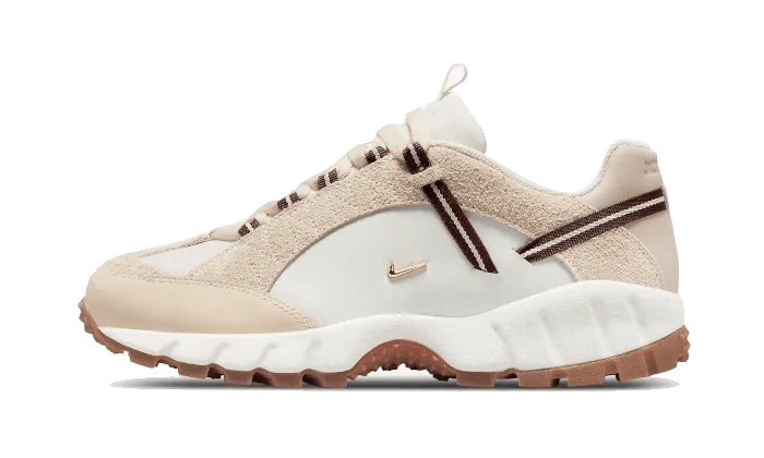 machine - washable shoes running for leisure shoes Air Humara LX Jacquemus Beige