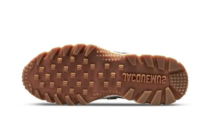 Style - conscious Air Humara LX Jacquemus Beige