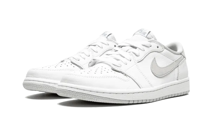 Air Jordan 1 Low OG Neutral Grey (2021) Asymmetric Lacing Designs Daily Use