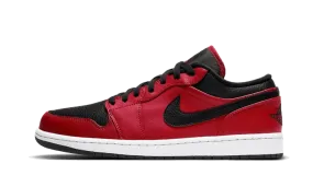 Air Jordan 1 Low Reverse Bred Pebbled Swoosh Work Comfort