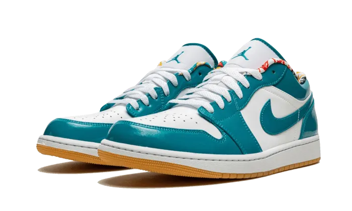 Air Jordan 1 Low SE Barcelona Print Ankle Hugging Collar Casual Moves