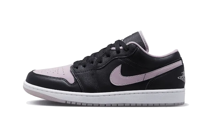 Everyday Runner Air Jordan 1 Low SE Black Ice Lilac