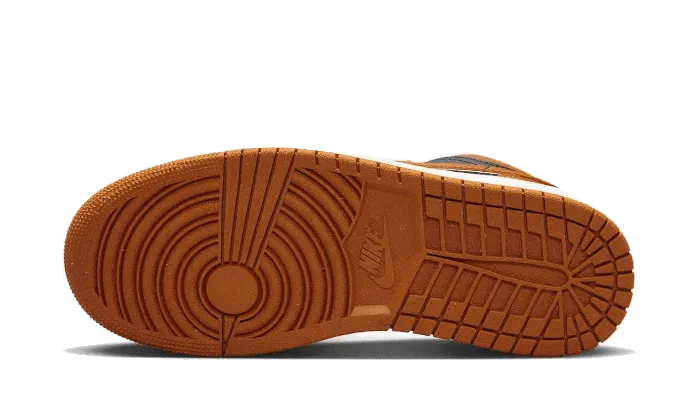 Air Jordan 1 Low SE Sport Spice Lightweight Frame Structure Low Support