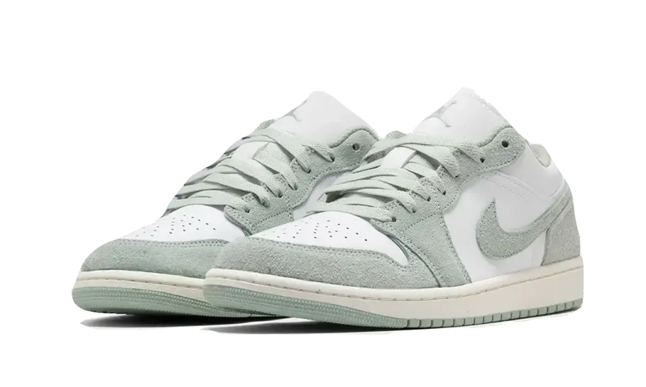 Flex Step Vegan Friendly Build Air Jordan 1 Low SE White Seafoam