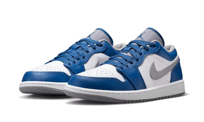 Wide toe box Sculpted cushioning Air Jordan 1 Low True Blue