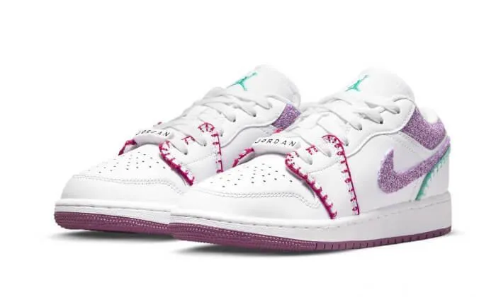 Air Jordan 1 Low White Light Bordeaux Snug fit