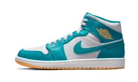 Adaptive Fit Design Fit Anywhere Air Jordan 1 Mid Aquatone