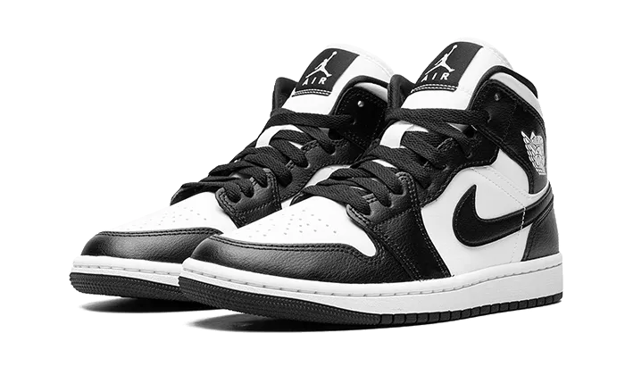 Air Jordan 1 Mid Panda Rolling Motion