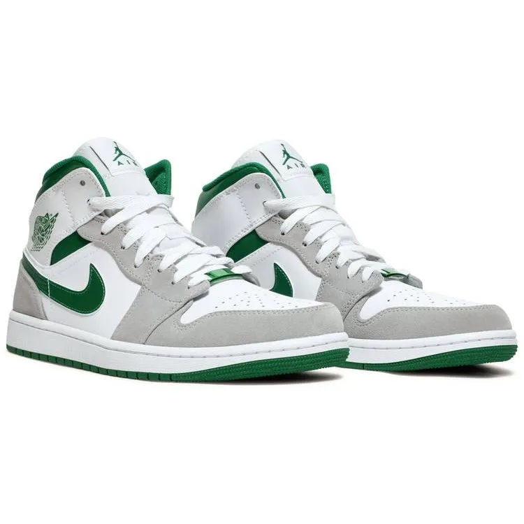 barefoot running Air Jordan 1 Mid SE Grey Green (GS)