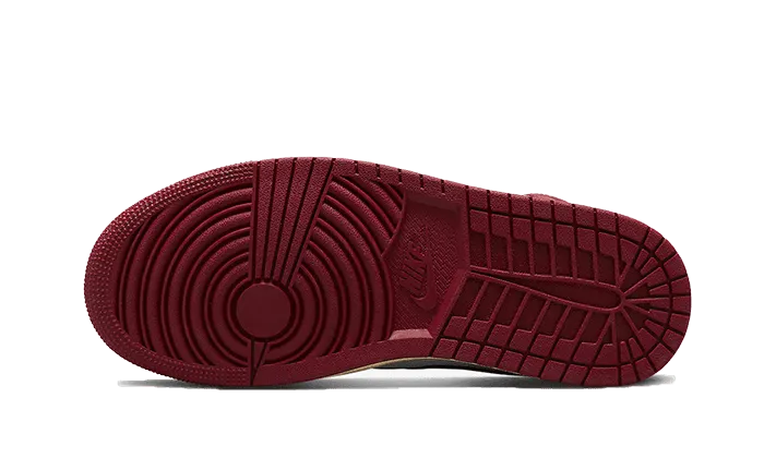 Air Jordan 1 Mid SE Tiki Leaf lace up closure Compact Form