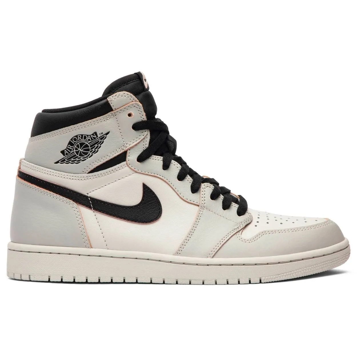 Air Jordan 1 Retro High Defiant SB Nyc To Paris logo - laced shoes