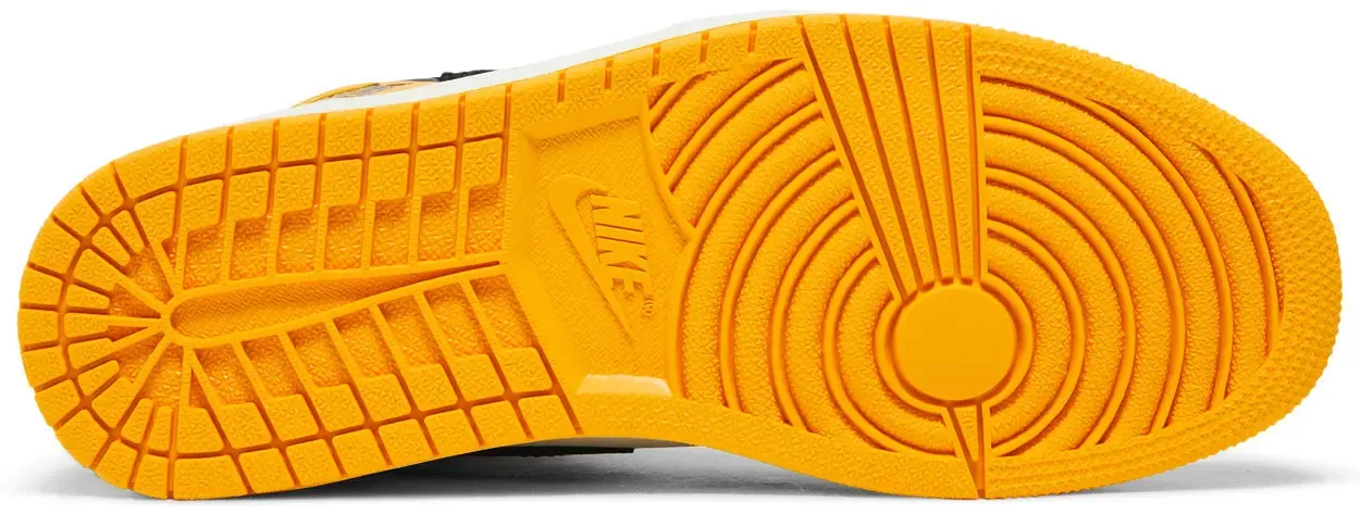 running in a dance studio shoes Air Jordan 1 Retro High OG Taxi