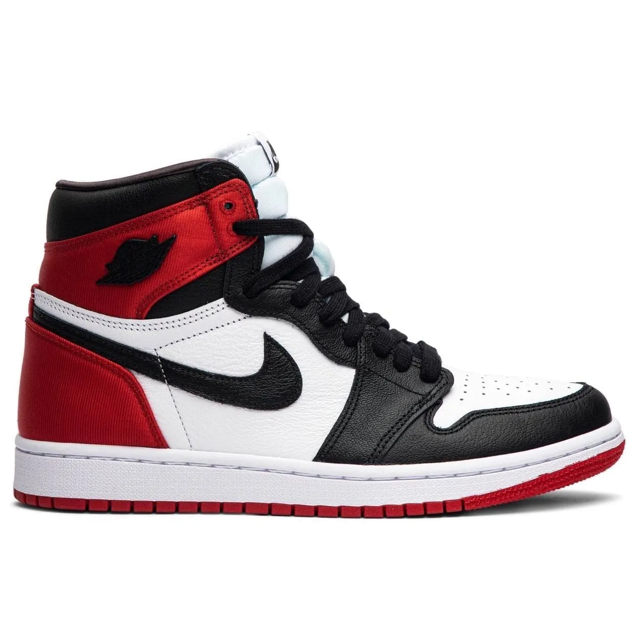 neutral support Air Jordan 1 Retro High Satin Black Toe (W)