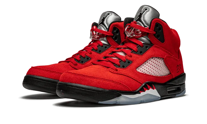 Air Jordan 5 Retro Raging Bull Dynamic Traction Grip Aerodynamic Design