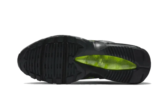 Motion Control Feature Air Max 95 NDSTRKT Neon