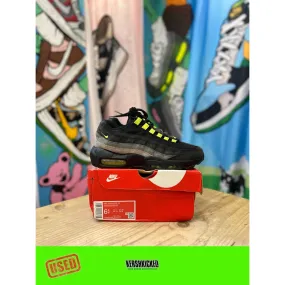 Breathable mesh panel Air Max 95 Reverse Neon UK5.5