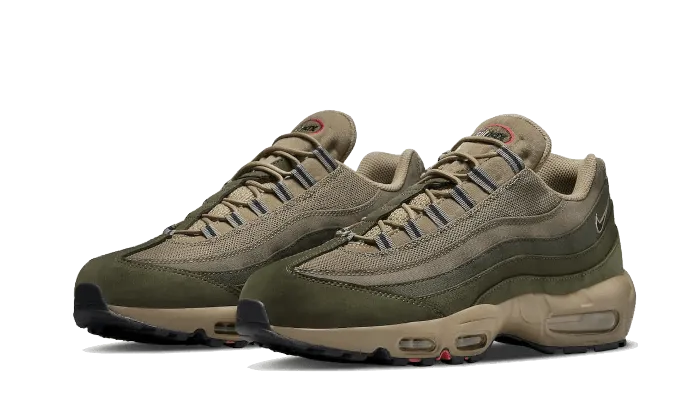 Double Layered Collar Neutral Stride Design Air Max 95 Rough Green
