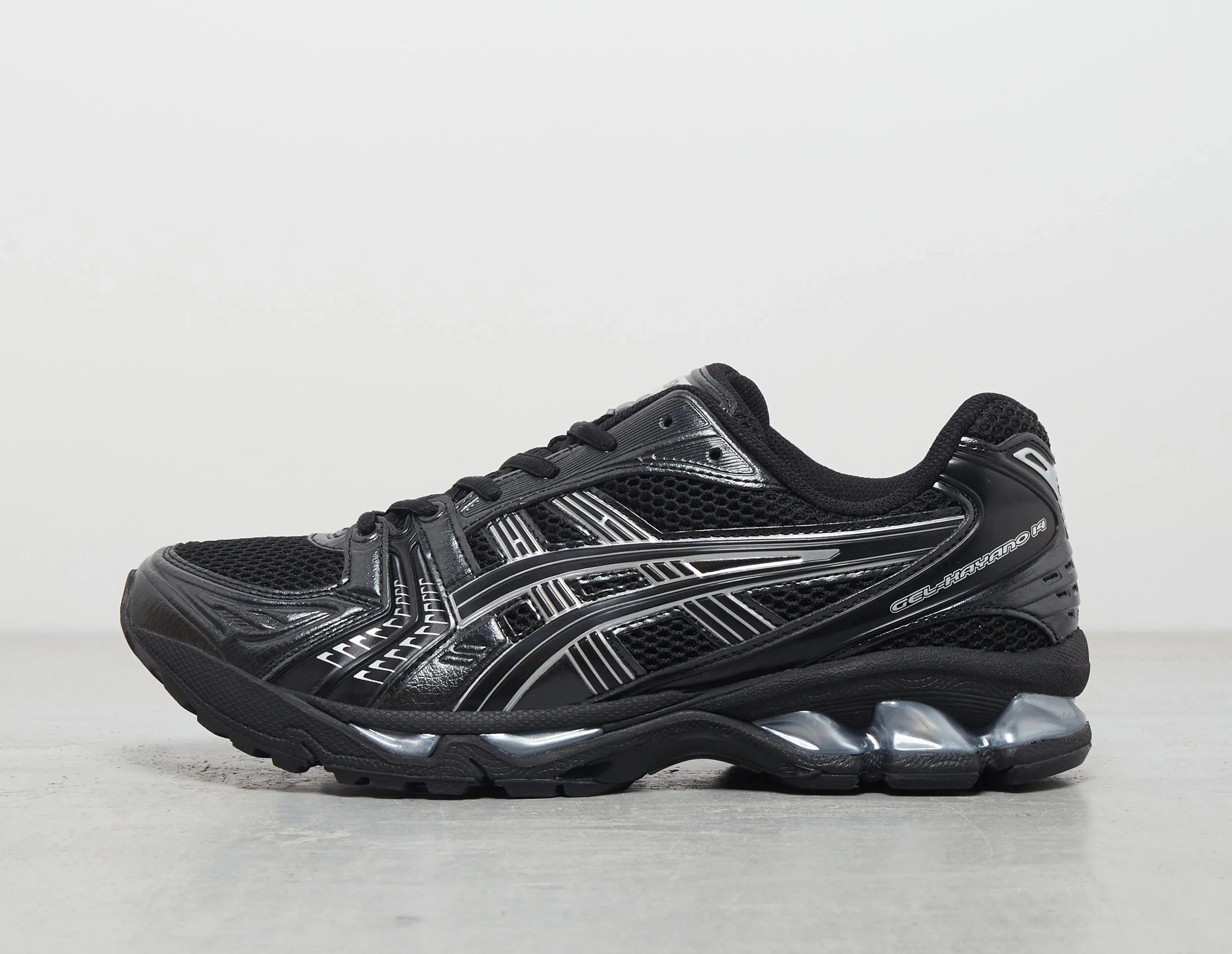 Well Cushioned Relaxed Fit ASICS GEL-KAYANo 14