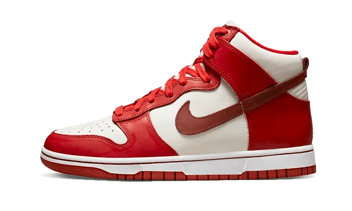 Dunk High LXX Cinnabar Transit Style