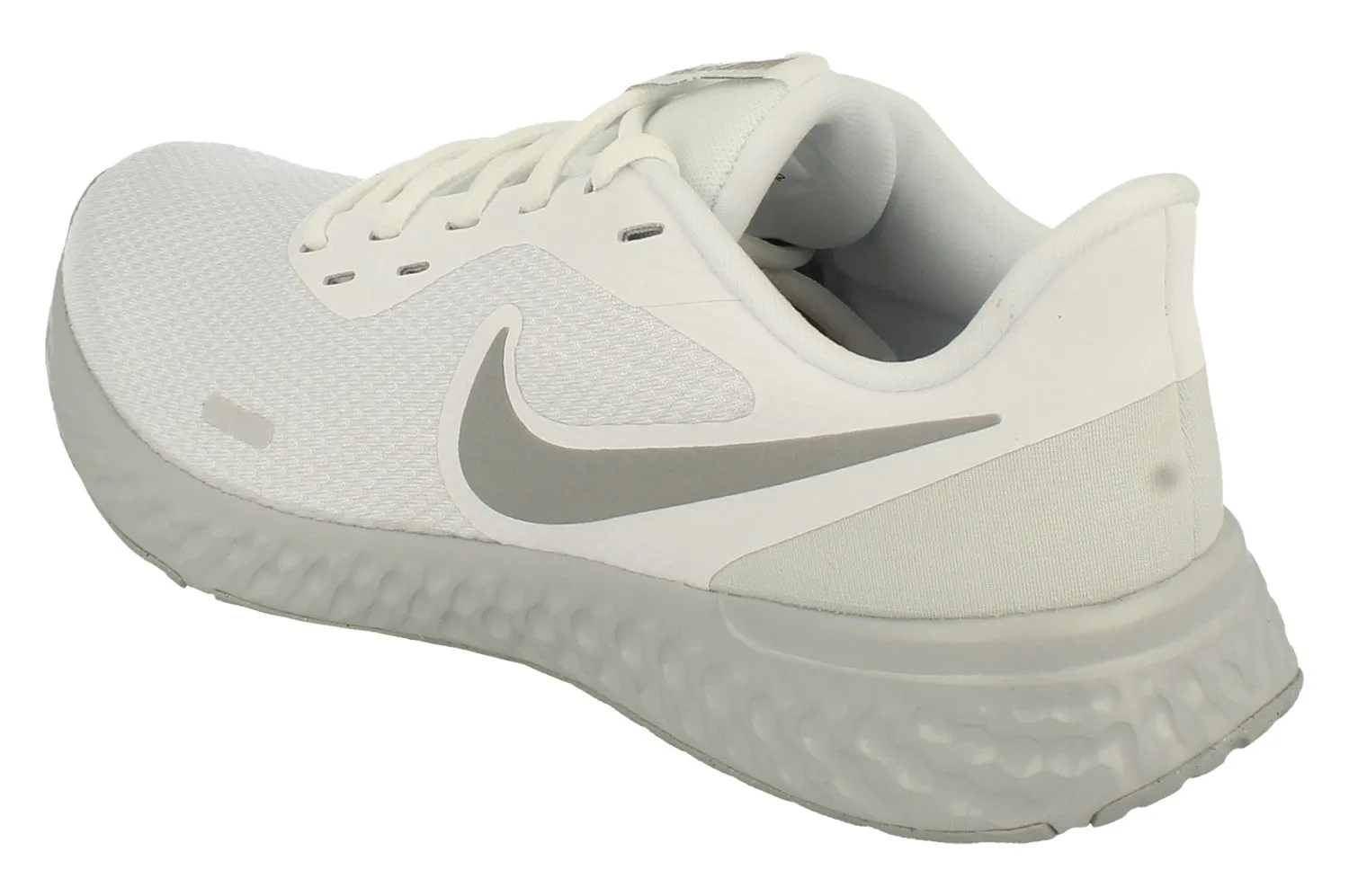 Nike Revolution 5 Mens BQ3204 100 Comfort Insole running in competitions