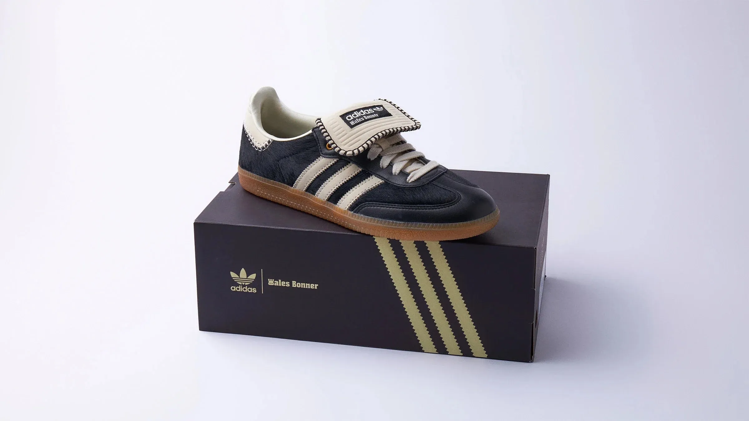 Adidas Samba Nylon Wales Bonner Core Black Retro-inspired support Pure Fit
