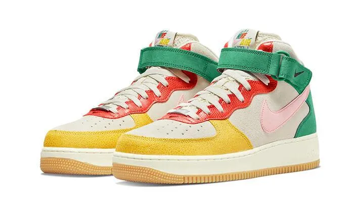 Relaxed Style Air Force 1 Mid Coconut Milk