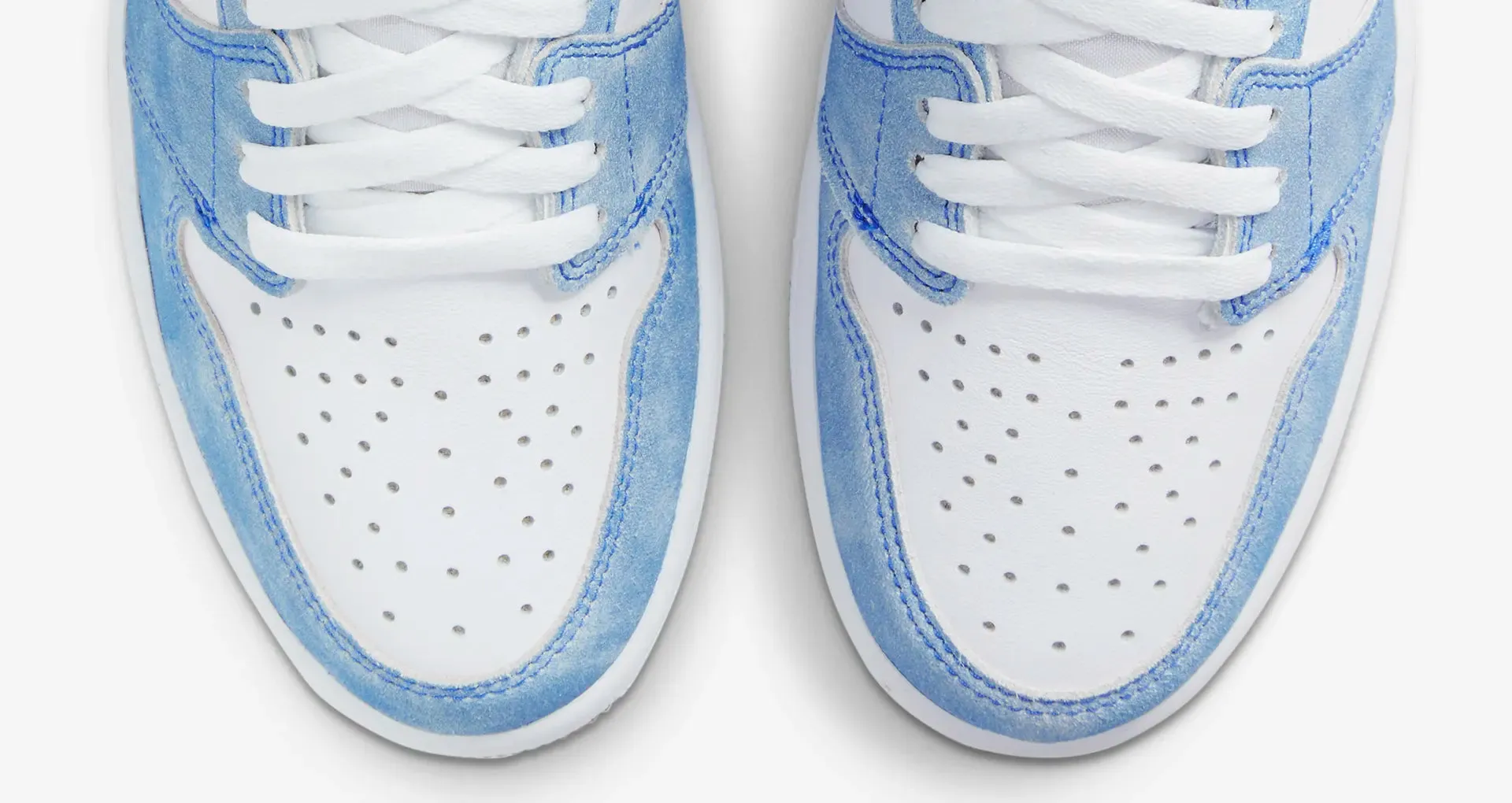 Air Jordan 1 High  Hyper Royal Traction Fit