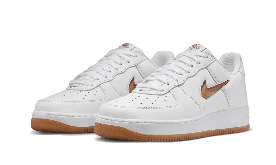 Urban Flexibility Air Force 1 Low Bronze Jewel