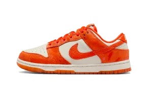 Dunk Low Cracked Orange Work Day Fit Stable Form