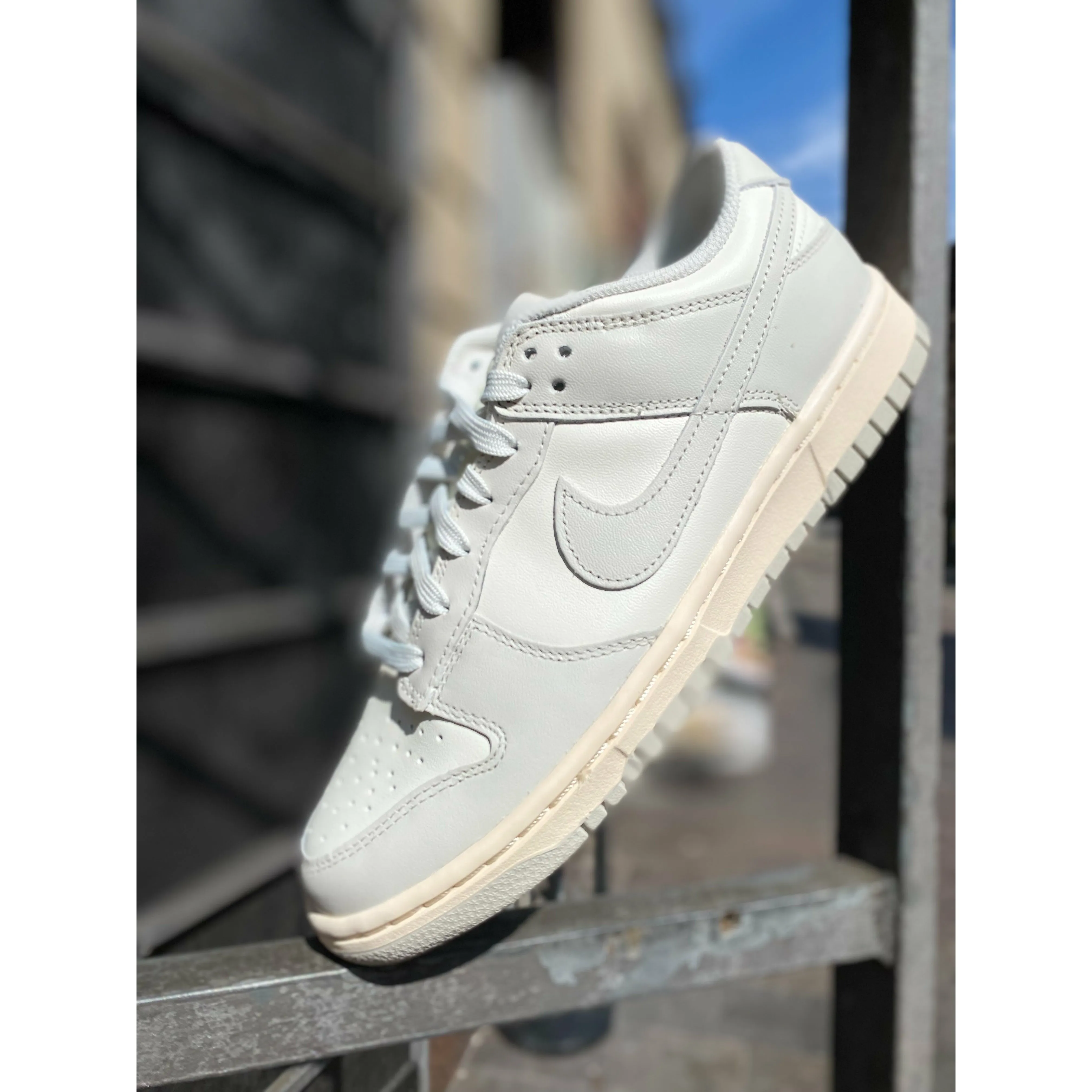 Nike Dunk Low Sail Light Bone (W) Anti Slip Groove Pattern