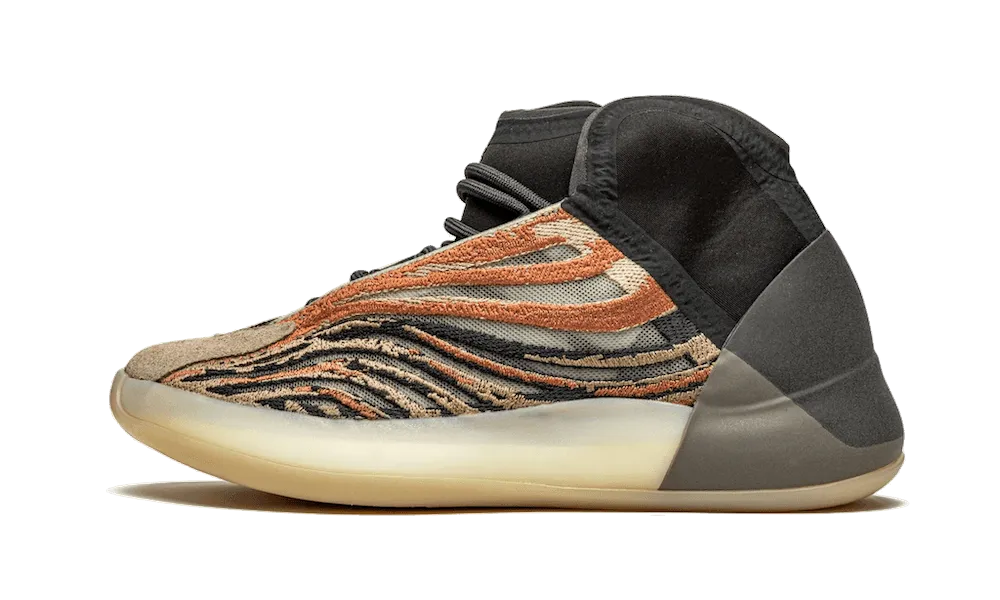 Soft Cushioning Soft Step Shoes Yeezy QNTM Flash Orange