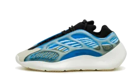 Comfortable Walkers Fashion-forward style Yeezy 700 V3 Arzareth