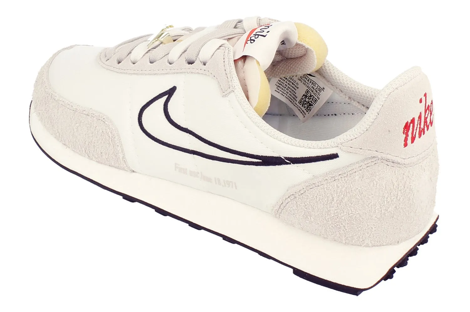 Nike Waffle Trainer 2 Mens DH4390 100 mountain gear