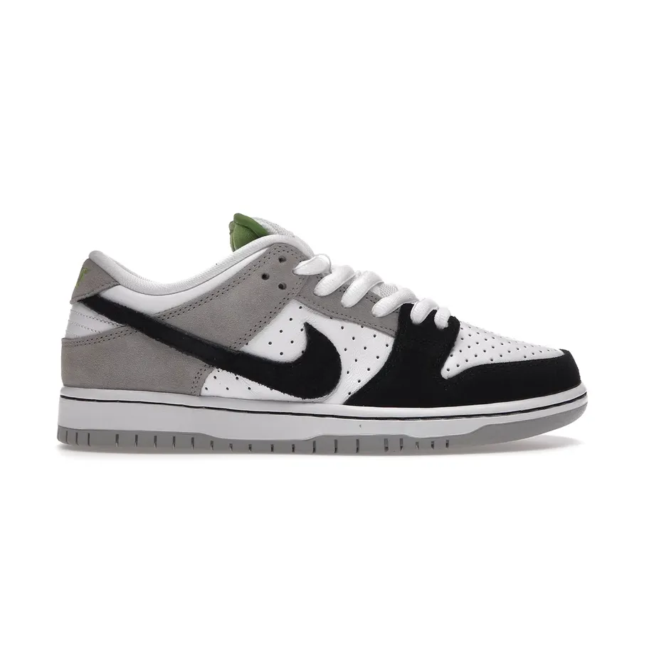 Foot Stability Nike SB Dunk Low Chlorophyll