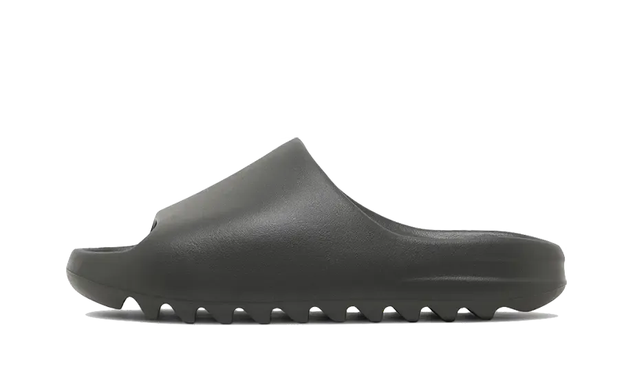 Flexible Shank Yeezy Slide?Dark Onyx